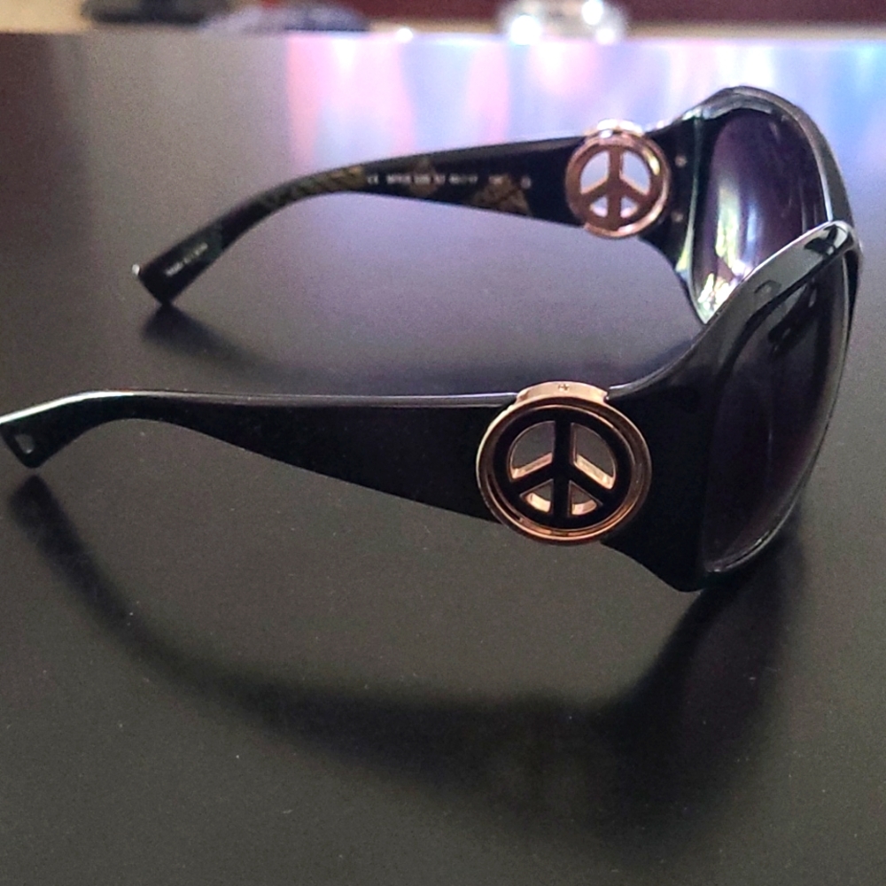 Juicy Couture sunglasses